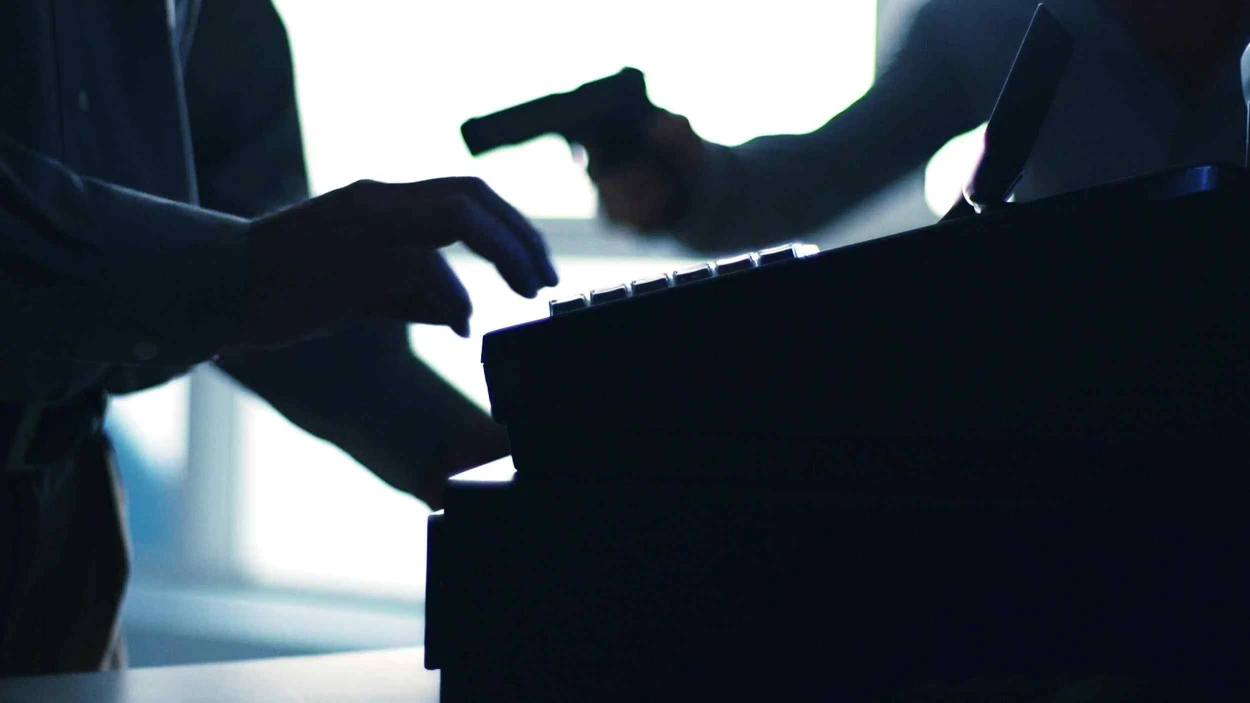 Robbery Defense Attorney in Colorado Springs | T: 719-757-1182